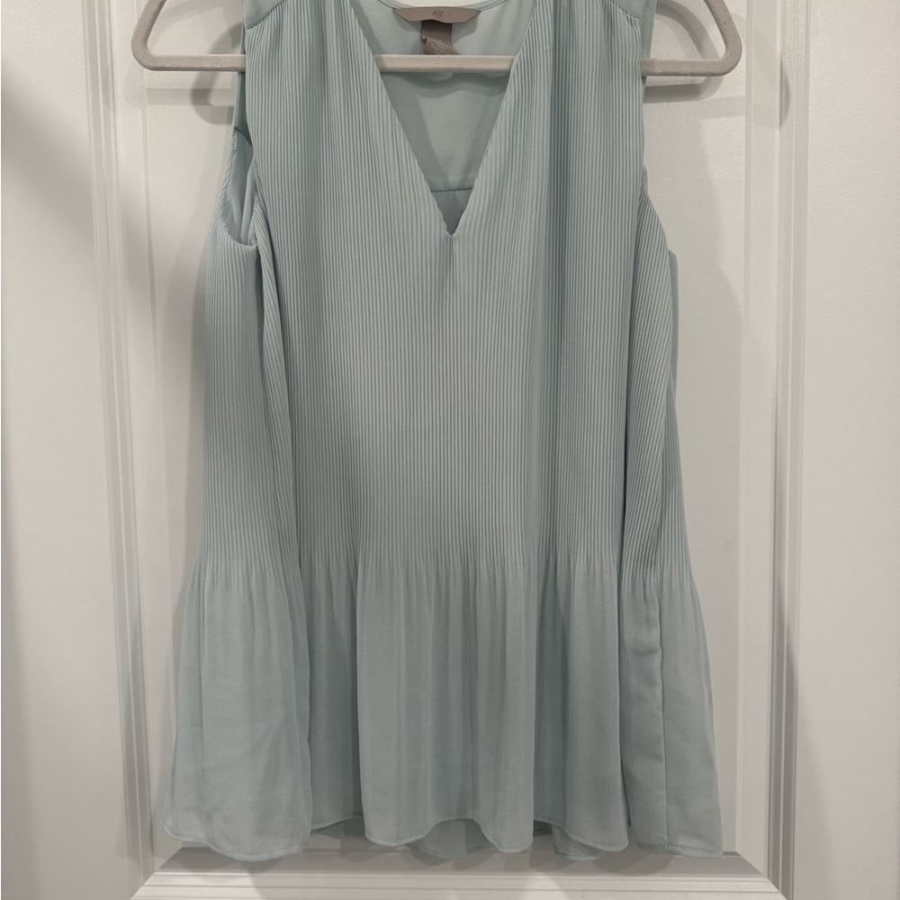 Elegant Light Blue Chiffon Sleeveless Top